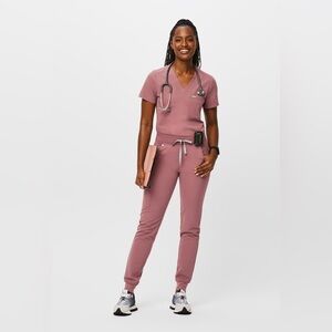 Figs Scrubs Jogger Set Size Large Color Mauve